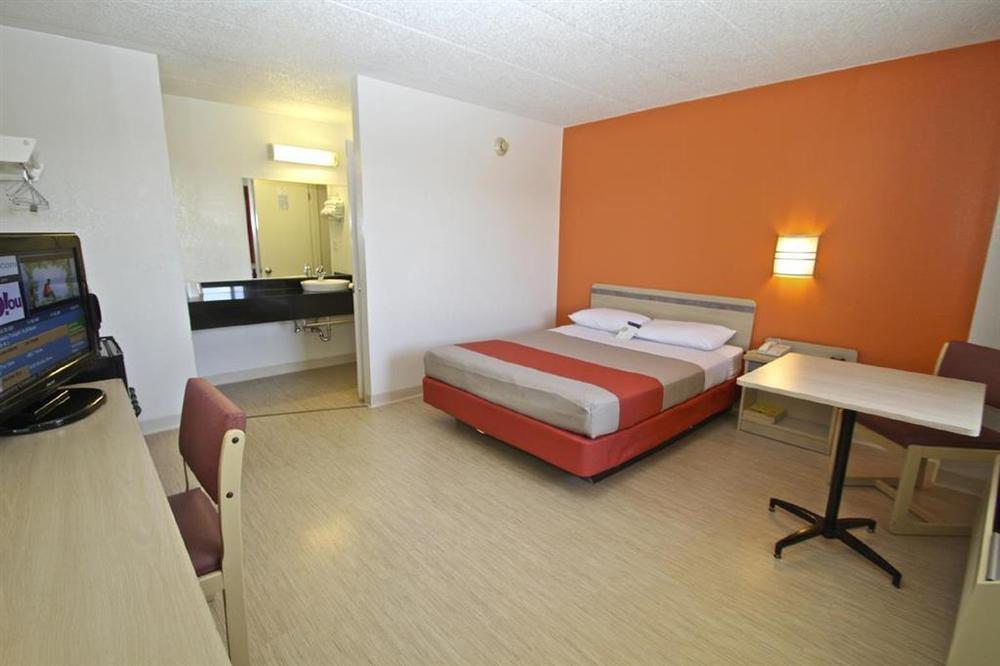 Motel 6 Chicago Southwest - Aurora Quarto foto